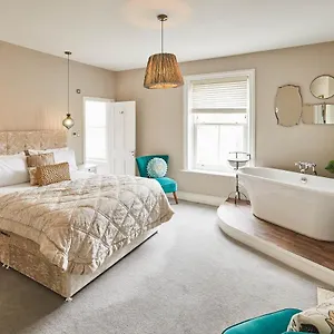 Host & - One Mulgrave Place Holiday home Whitby